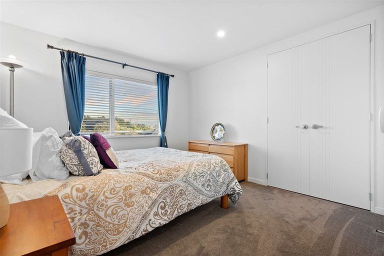 Photo of property in 12 Rauaruhe Road, Karaka, Papakura, 2113