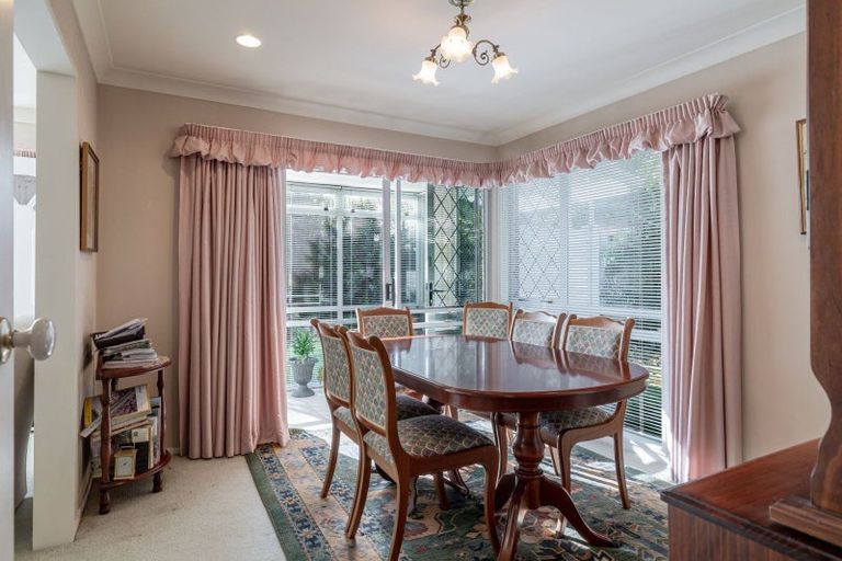 Photo of property in 127 Victoria Avenue, Hokowhitu, Palmerston North, 4410