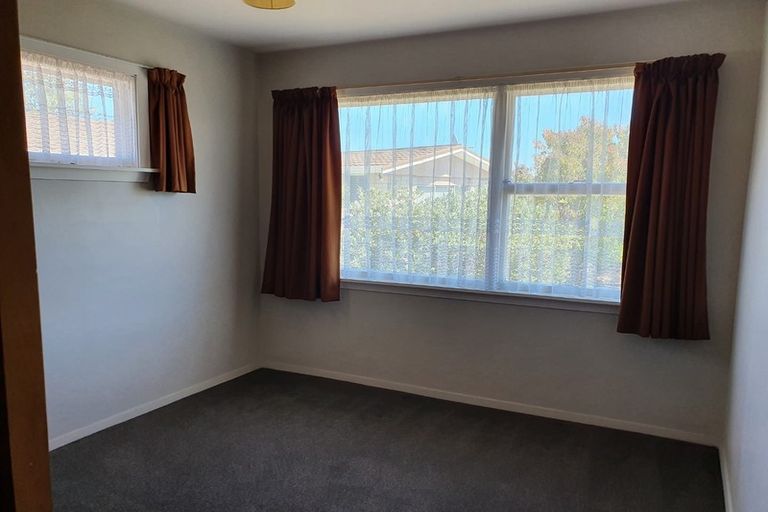 Photo of property in 797 Main North Road, Belfast, Christchurch, 8051