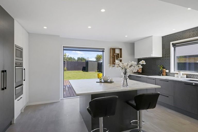 Photo of property in 51 Eastwood Rise, Waimairi Beach, Christchurch, 8083