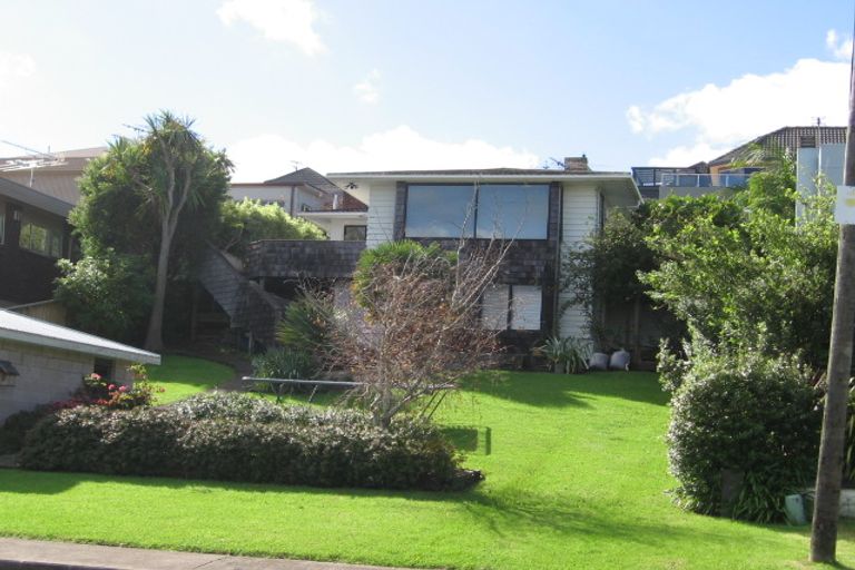 Photo of property in 16 Morrow Avenue, Bucklands Beach, Auckland, 2012
