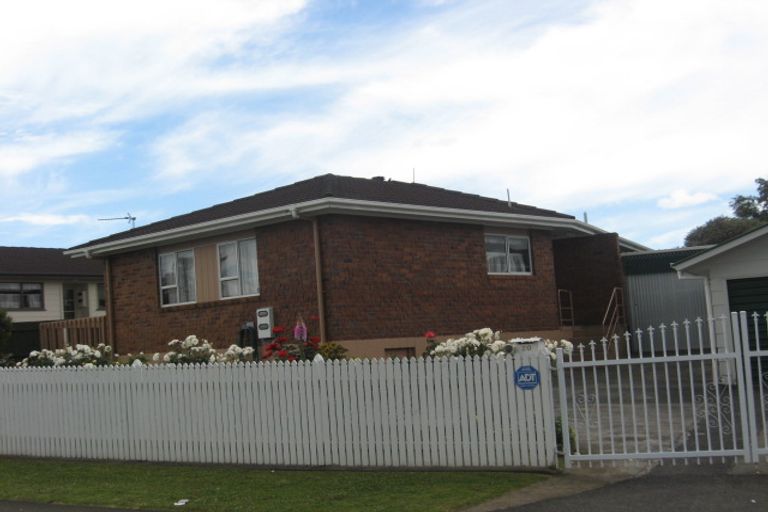 Photo of property in 20 Poutini Place, Manurewa, Auckland, 2102