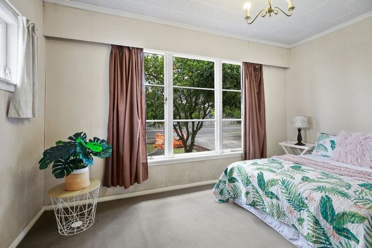 Photo of property in 10 Vectis Road, Hillcrest, Hamilton, 3216