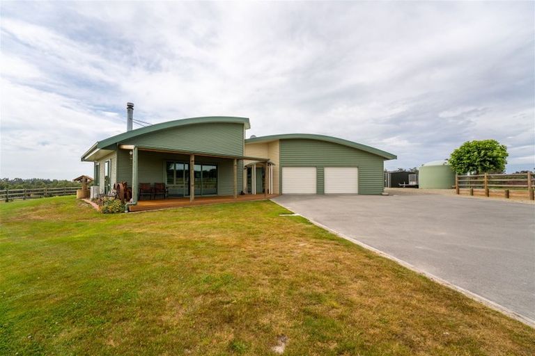 Photo of property in 591 Pleasant Point Highway, Levels, Timaru, 7975