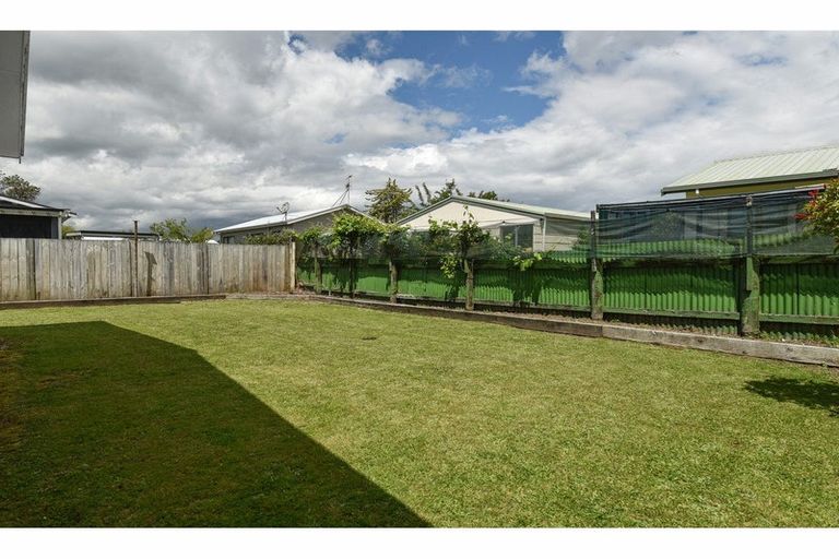 Photo of property in 33b Kawaha Point Road, Fairy Springs, Rotorua, 3015