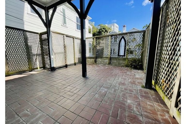 Photo of property in 5 Hay Street, Oriental Bay, Wellington, 6011