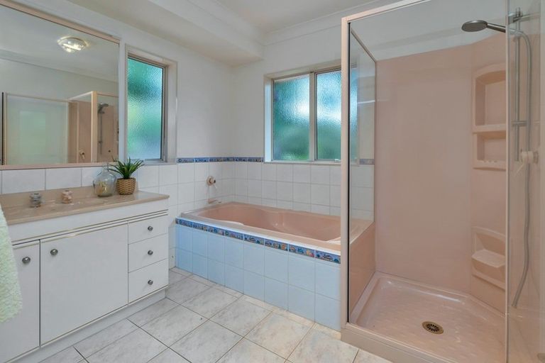 Photo of property in 75 Mckinley Road, Kokopu, Whangarei, 0179