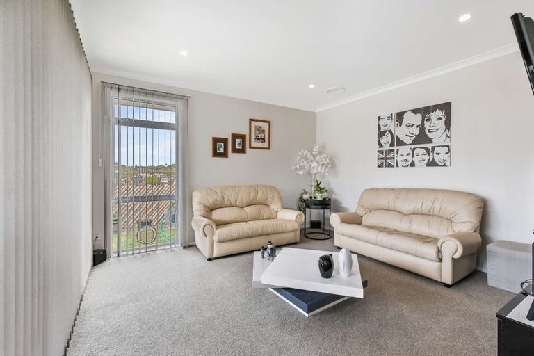 Photo of property in 24 Manuel Road, Silverdale, 0932