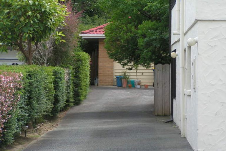 Photo of property in 2/33 Harley Road, Takapuna, Auckland, 0622