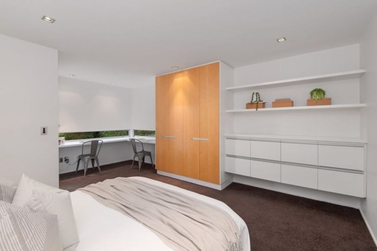 Photo of property in 129 Richmond Hill Road, Richmond Hill, Christchurch, 8081