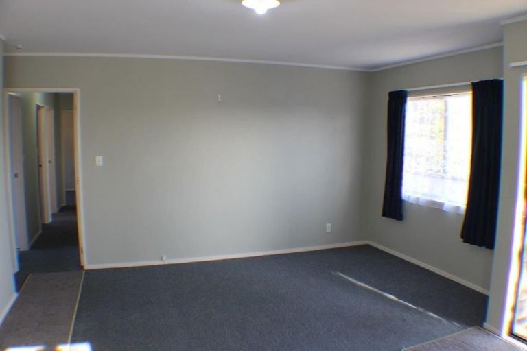 Photo of property in 3/94 Birkenhead Avenue, Birkenhead, Auckland, 0626