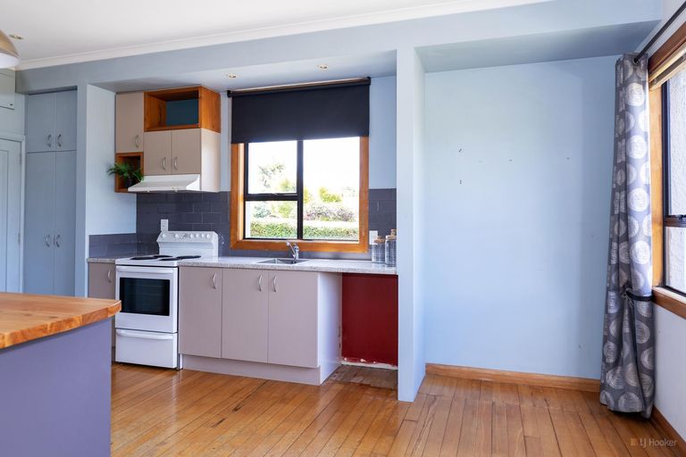 Photo of property in 25 Main Road, Pleasant Point, 7903