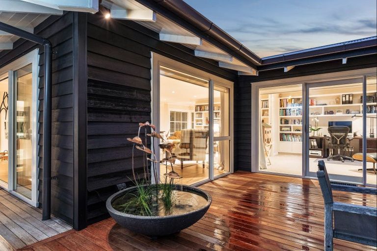 Photo of property in 181 Baddeleys Beach Road, Tawharanui Peninsula, Warkworth, 0986