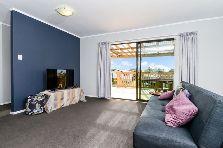 Photo of property in 33 Blomfield Street, Nawton, Hamilton, 3200