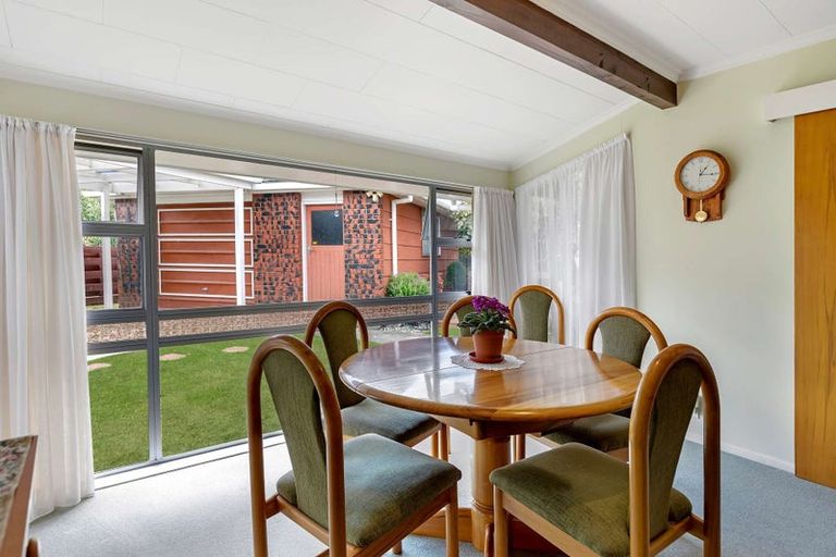 Photo of property in 43 Kentucky Way, Awapuni, Palmerston North, 4412