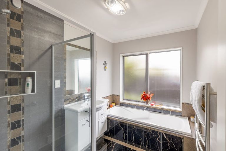 Photo of property in 5a Voss Street, Shirley, Christchurch, 8013