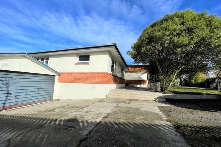 Photo of property in 261 Clyde Street, Balclutha, 9230