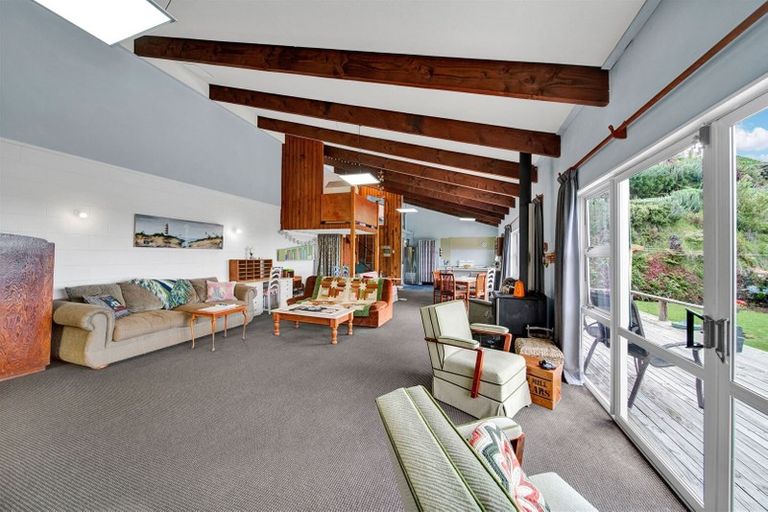 Photo of property in 33 Whakapaki Street, Urenui, 4375