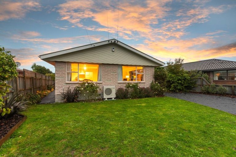 Photo of property in 62 Daniels Road, Redwood, Christchurch, 8051