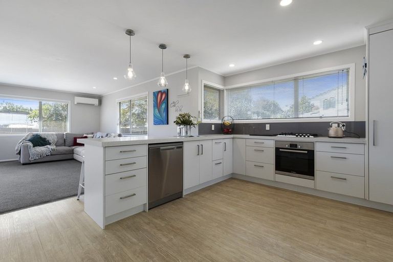 Photo of property in 45 Glen Lynne Avenue, Queenwood, Hamilton, 3210