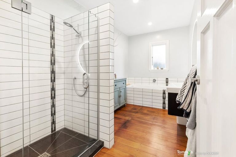 Photo of property in 89 Farnham Street, Mornington, Wellington, 6021