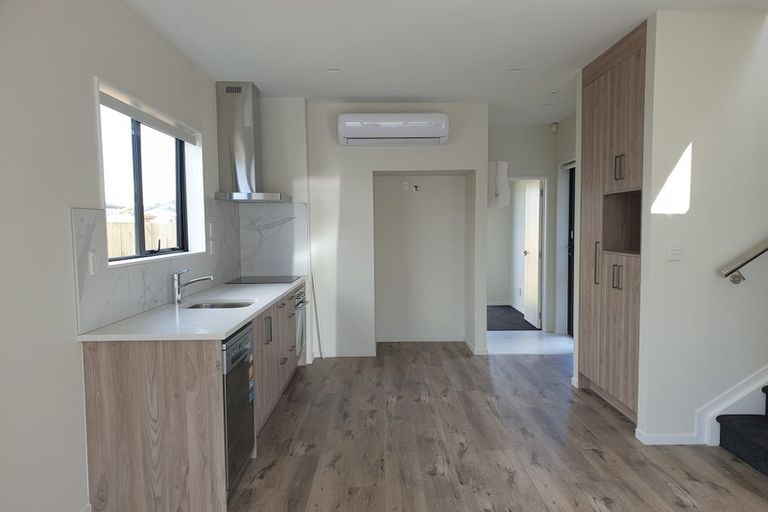 Photo of property in 77 Bellbird Street, Papakura, 2110