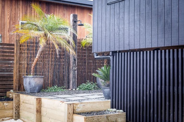 Photo of property in 2 Fantail Way, Whiritoa, Whangamata, 3691