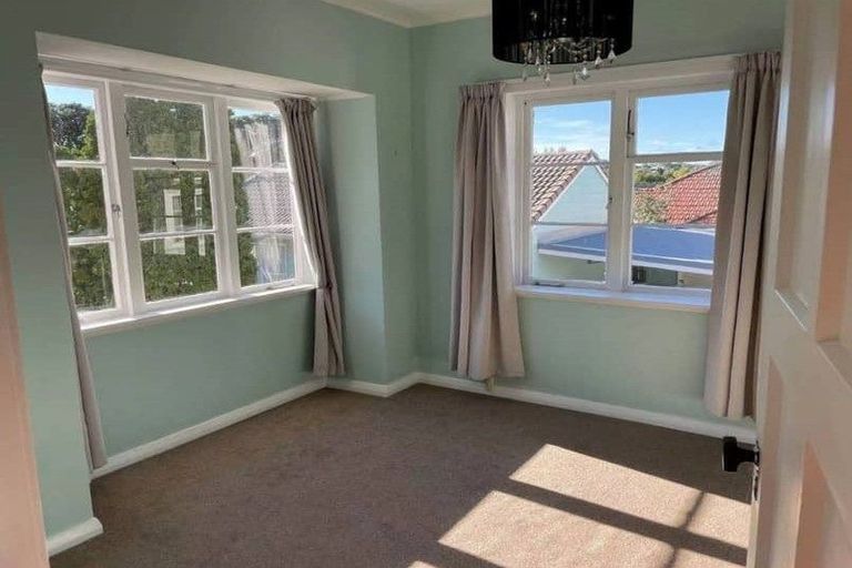 Photo of property in 2/245 Lake Road, Belmont, Auckland, 0622