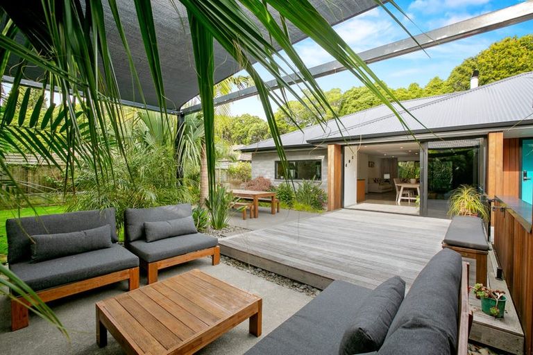 Photo of property in 7c Pipitea Place, Whalers Gate, New Plymouth, 4310