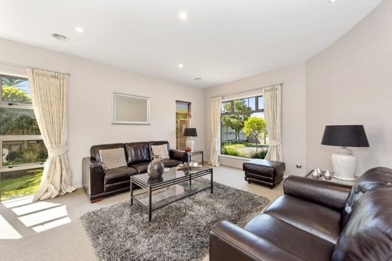 Photo of property in 5 The Peninsula, Huntington, Hamilton, 3210