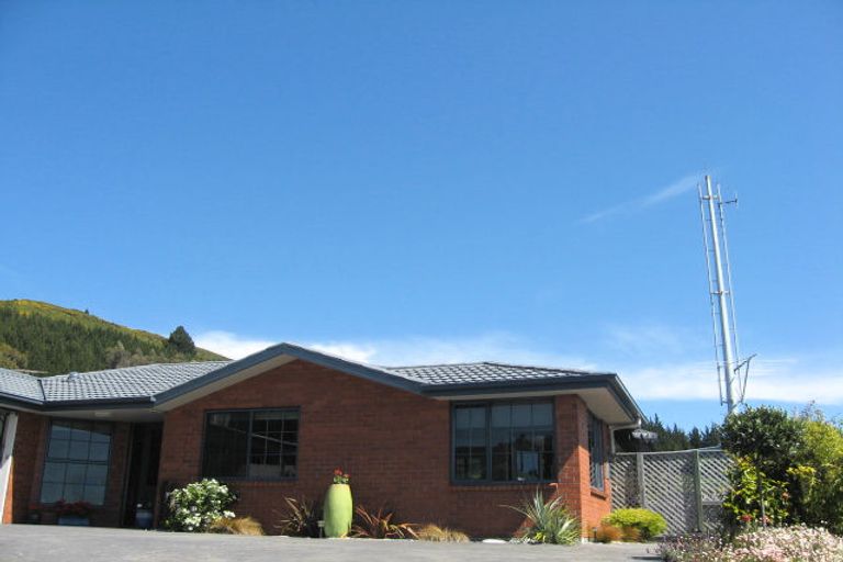 Photo of property in 16 Ledbury Road, Atawhai, Nelson, 7010