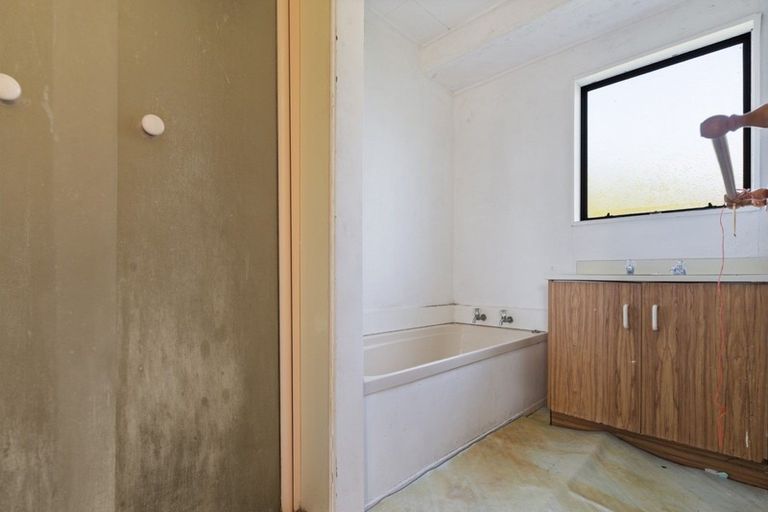 Photo of property in 94b Clayton Road, Mangakakahi, Rotorua, 3015