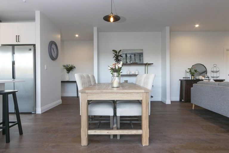 Photo of property in 12 Tauwaka Crescent, Riverhead, 0820