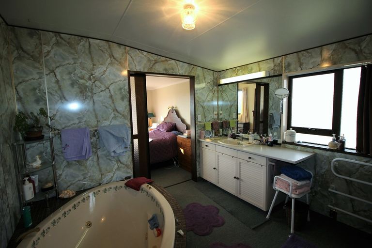 Photo of property in 33 Kamaka Crescent, Bridge Hill, Alexandra, 9320