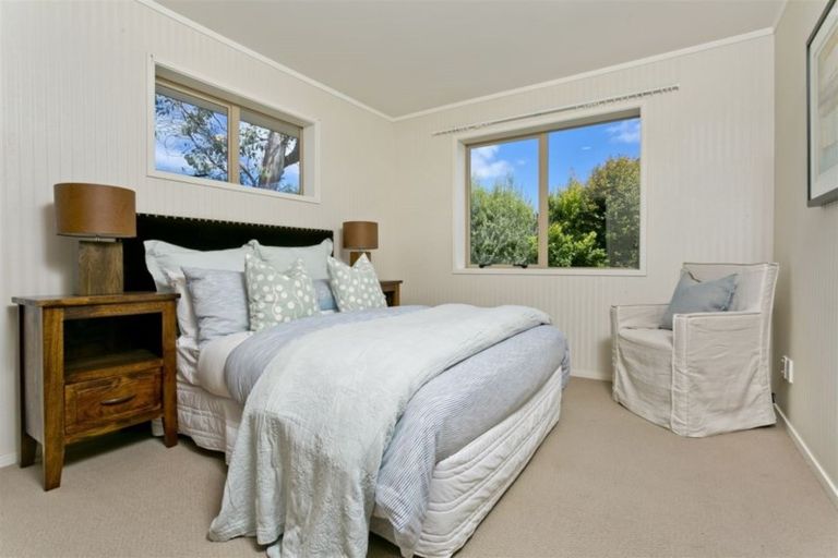 Photo of property in 1/226 Forrest Hill Road, Forrest Hill, Auckland, 0620