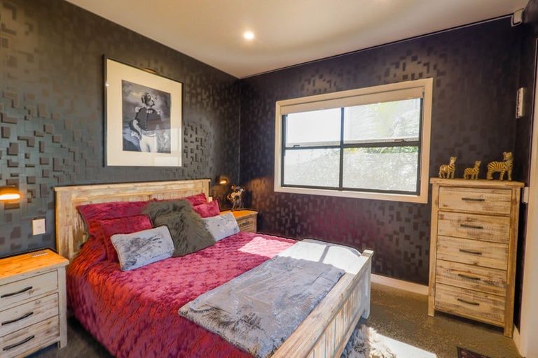 Photo of property in 57 Hawaiian Parade, Arkles Bay, Whangaparaoa, 0932