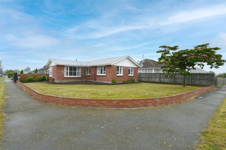 Photo of property in 25 Wimborne Crescent, Aranui, Christchurch, 8061