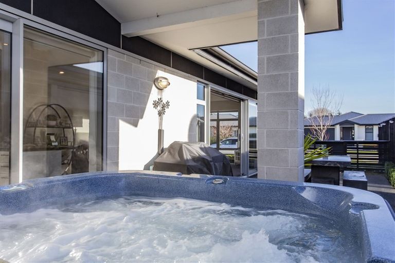 Photo of property in 12 Storer Street, Kaiapoi, 7630