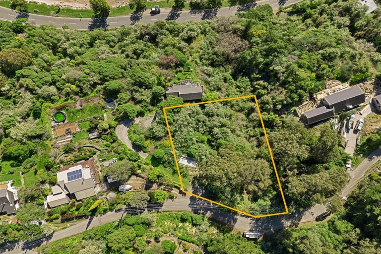 Photo of property in 33 Andersons Road, Charteris Bay, Governors Bay, 8971