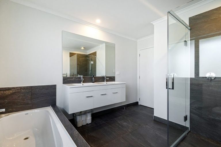 Photo of property in 9 Awatiro Drive, Kaukapakapa, 0871