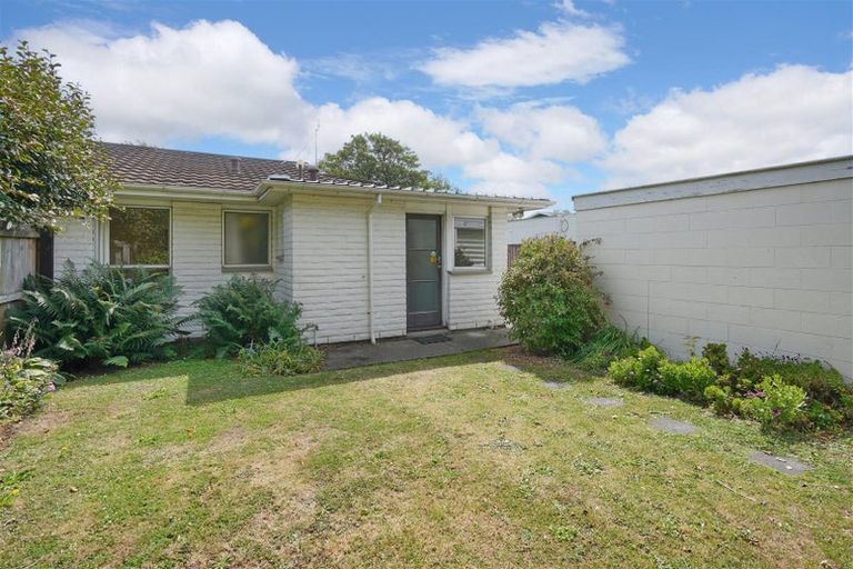 Photo of property in 3/16 Oxley Avenue, St Albans, Christchurch, 8014