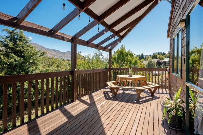 Photo of property in 9 Mount Iron Drive, Wanaka, 9305