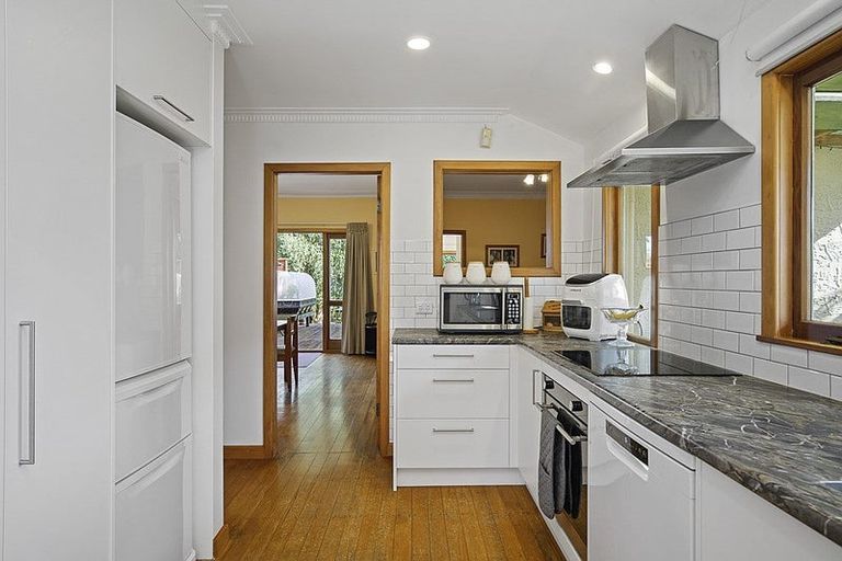 Photo of property in 17 Howden Street, Waiuku, 2123