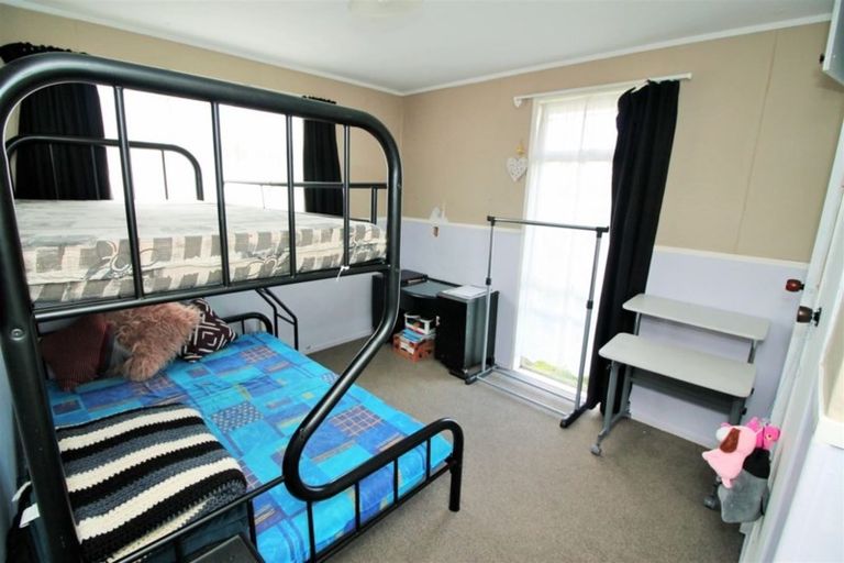 Photo of property in 32 Edinburgh Street, Tokoroa, 3420