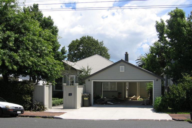 Photo of property in 37 Ohinerau Street, Remuera, Auckland, 1050