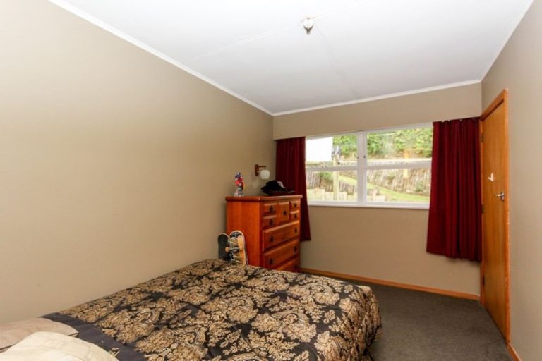 Photo of property in 32 Clawton Street, Westown, New Plymouth, 4310
