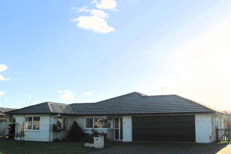 Photo of property in 6 Harvest Court, Paraparaumu, 5032