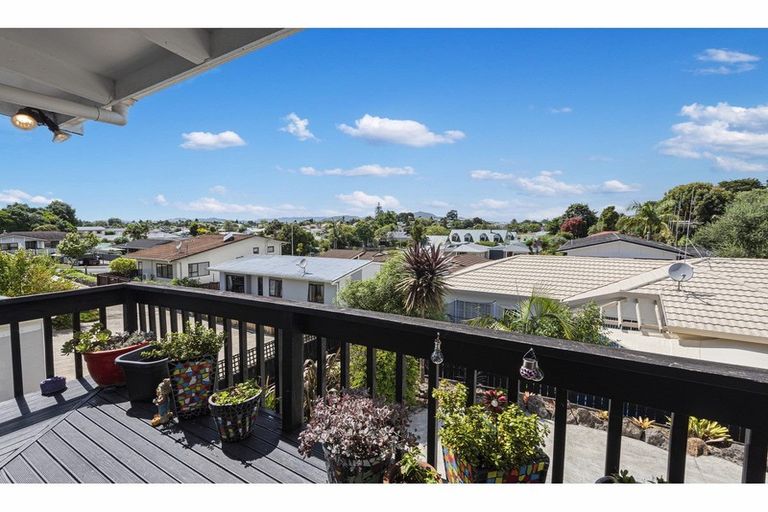 Photo of property in 8b Granfield Place, Te Kamo, Whangarei, 0112