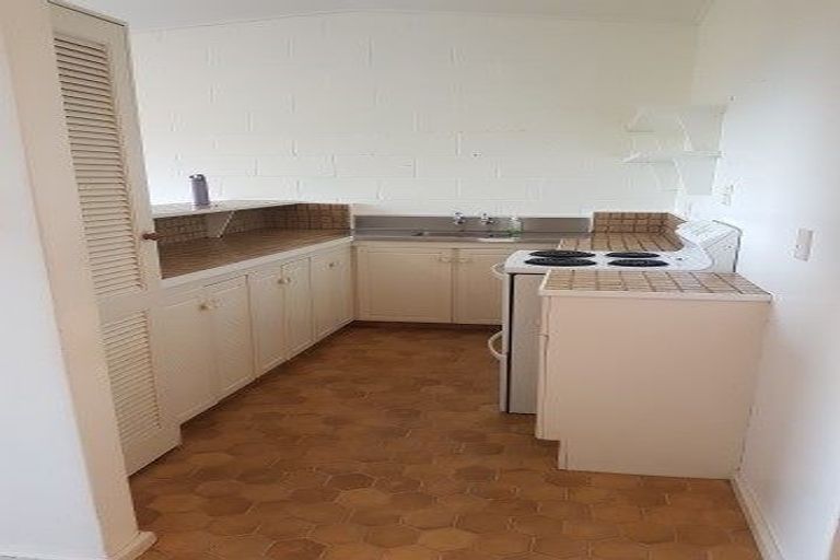 Photo of property in 96a Motuhara Road, Plimmerton, Porirua, 5026