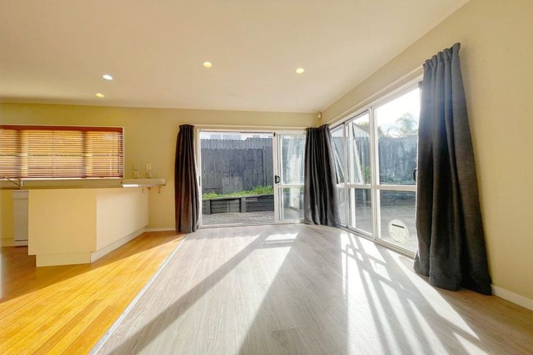 Photo of property in 3/73 Vincent Street, Howick, Auckland, 2014